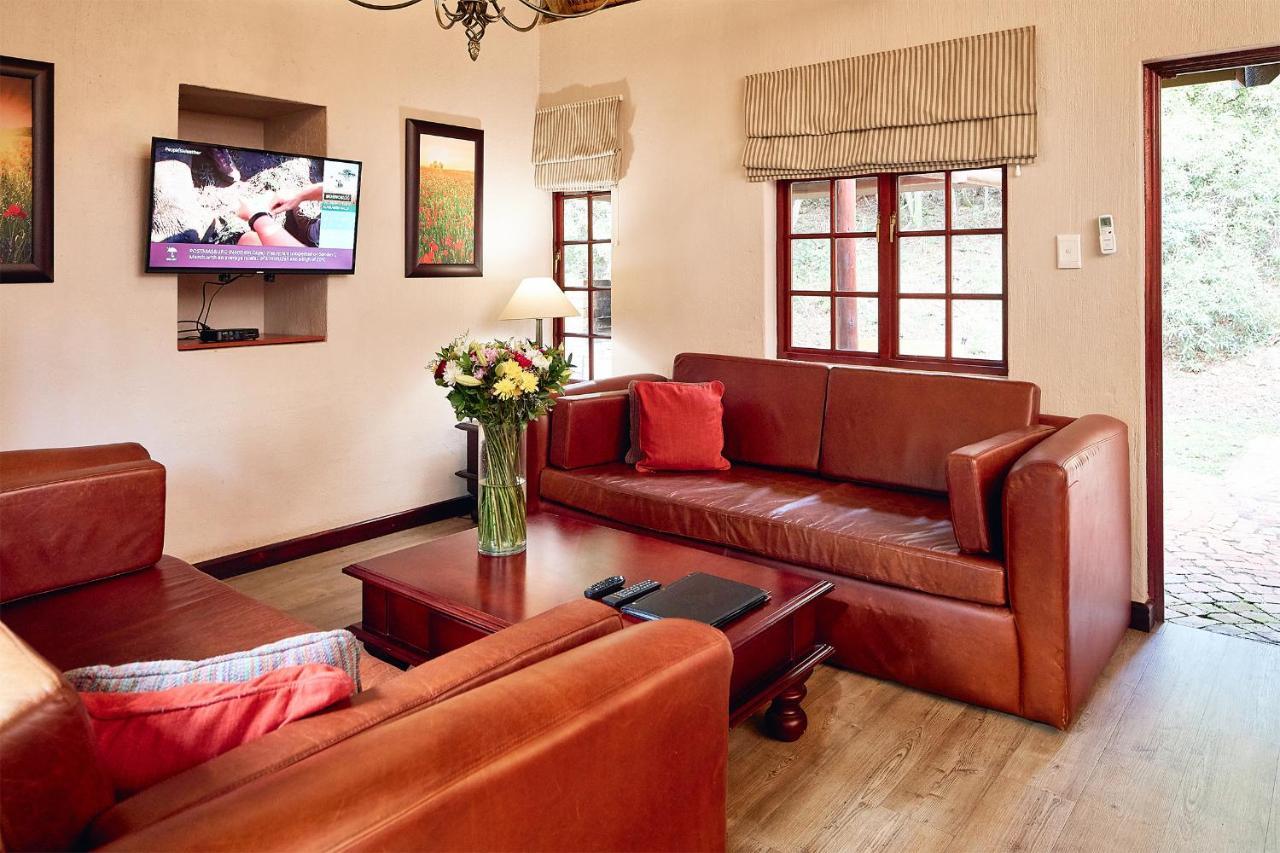 First Group Magalies Park Hotel Hartbeespoort Exterior photo